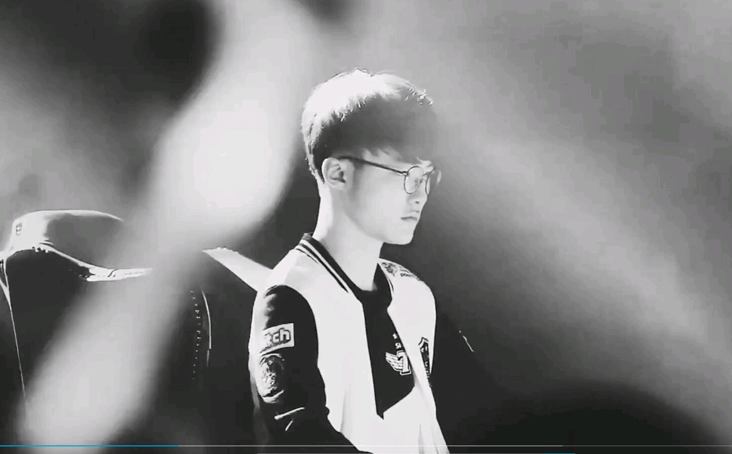 CSGO战队forZe更换新队标，感觉如何？