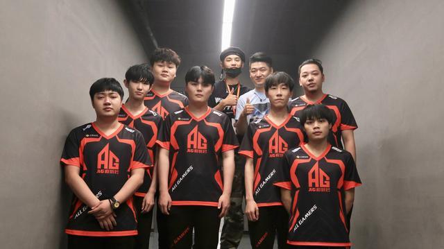 前NAVI分析师flashie成为 Team Liquid 的新教练